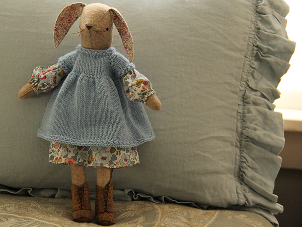 19BunnyDress2 19BunnyDress2