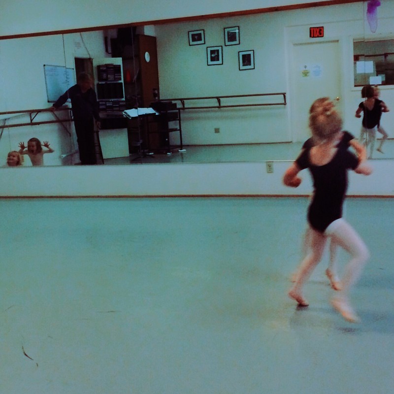 1Dancer1 1Dancer1