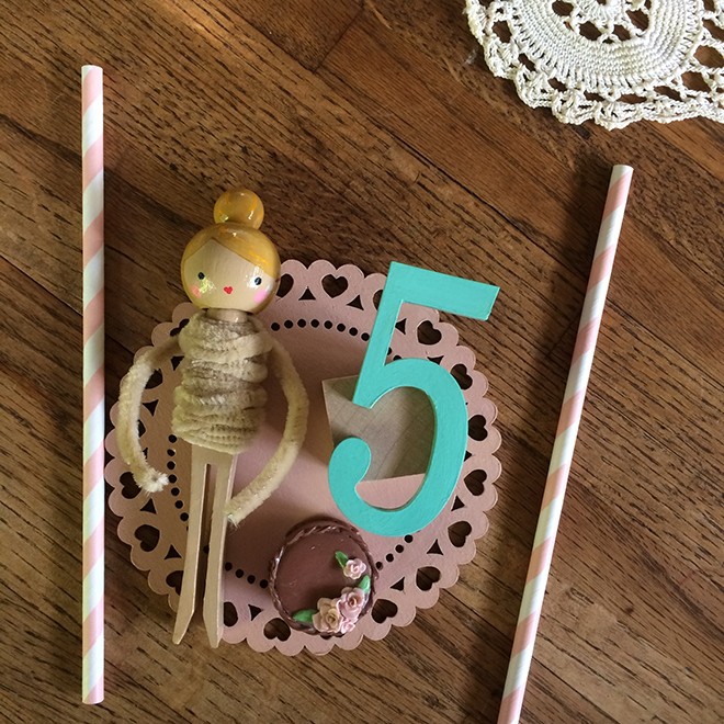 28CakeTopper9 28CakeTopper9