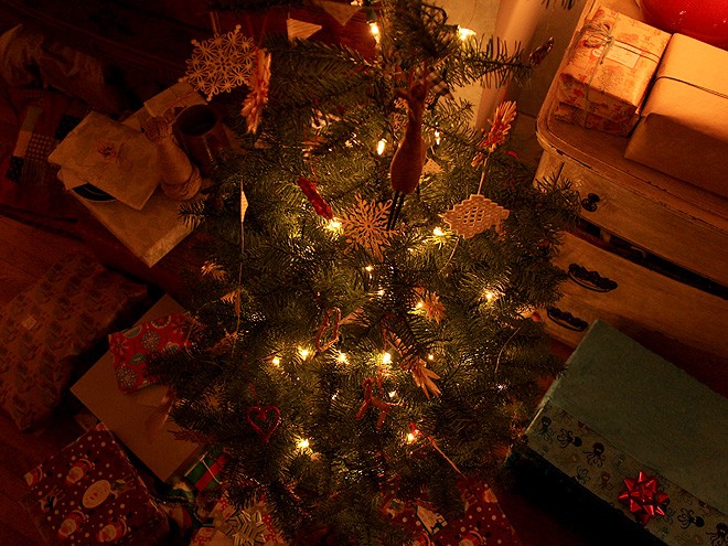 24Presents1