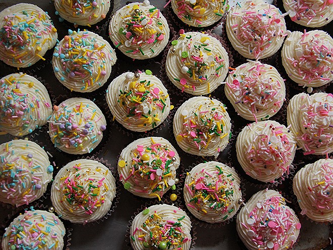 13Cupcakes1 13Cupcakes1