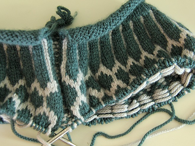 28Sweater2 28Sweater2