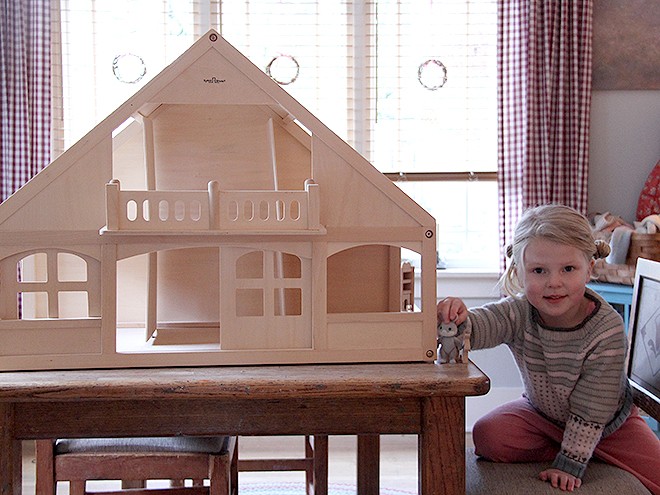 29Dollhouse1