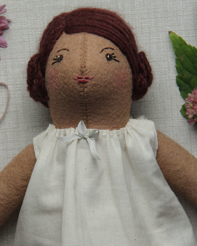 MollieDetailjpg825 MollieDetailjpg825